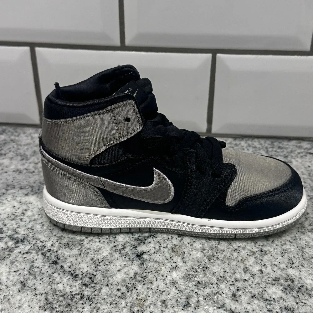 Nike Jordan 1 Retro High OG TD Black Medium Grey White FD5305 010‎ Toddler Sz 9c